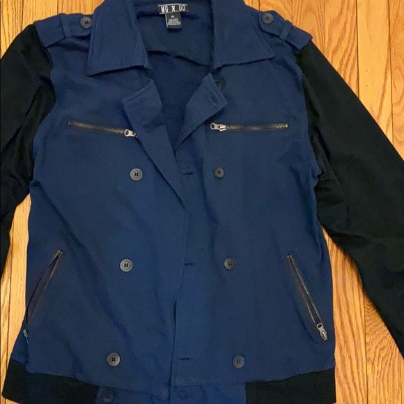 Lightweight jacket - Picture 2 of 3